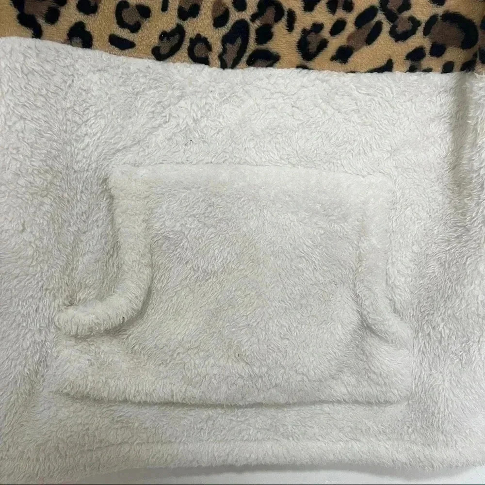 Leopard Pullover Jacket - Picture 6 of 11